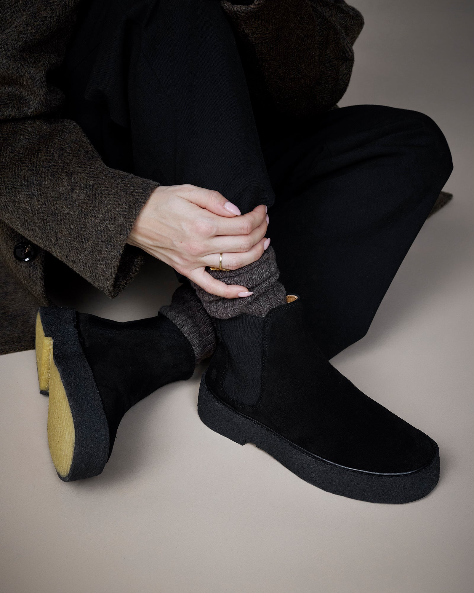 Style ORG.75 - Black suede