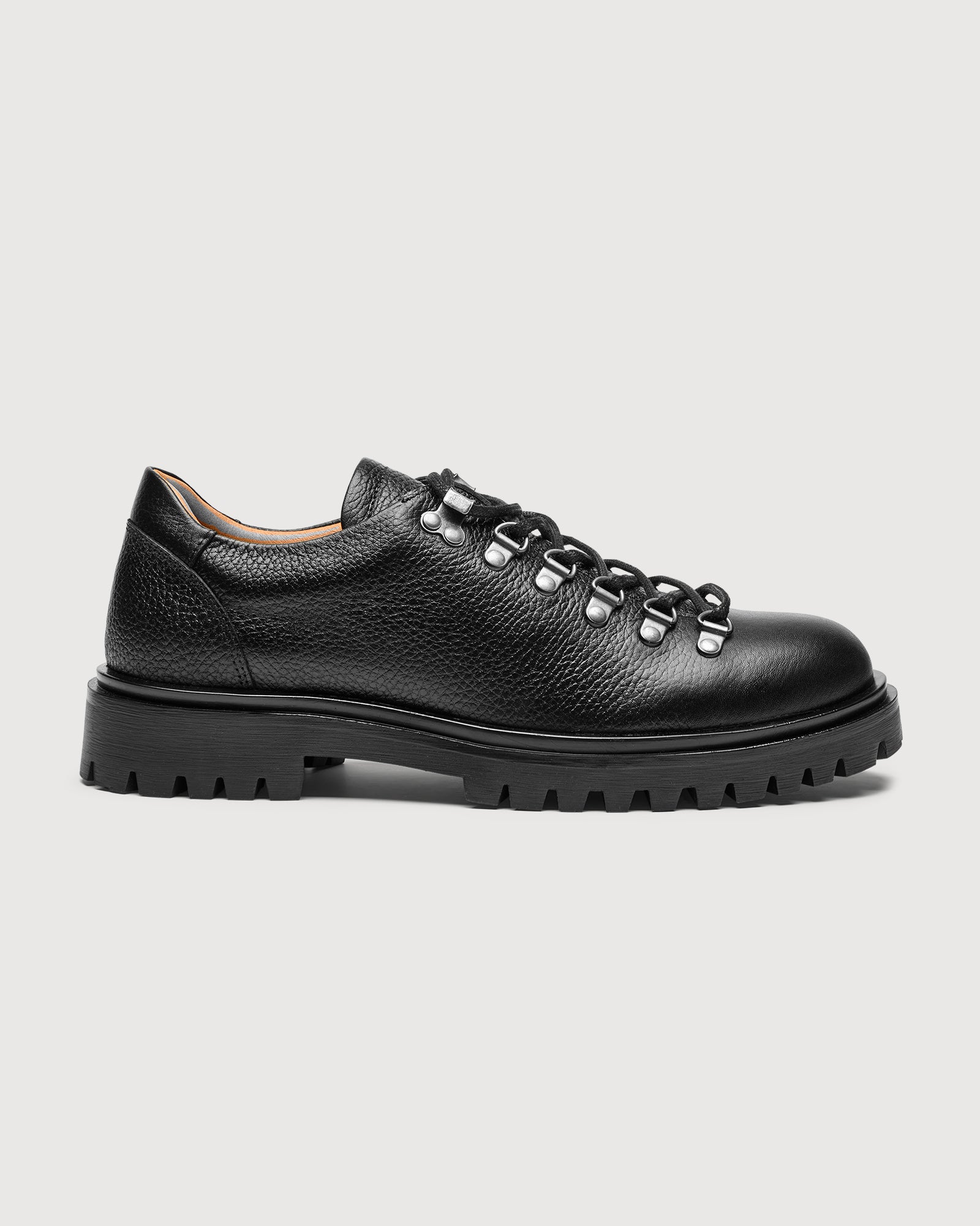 Original Playboy Style Willach Lace up shoes Black tumbled leather