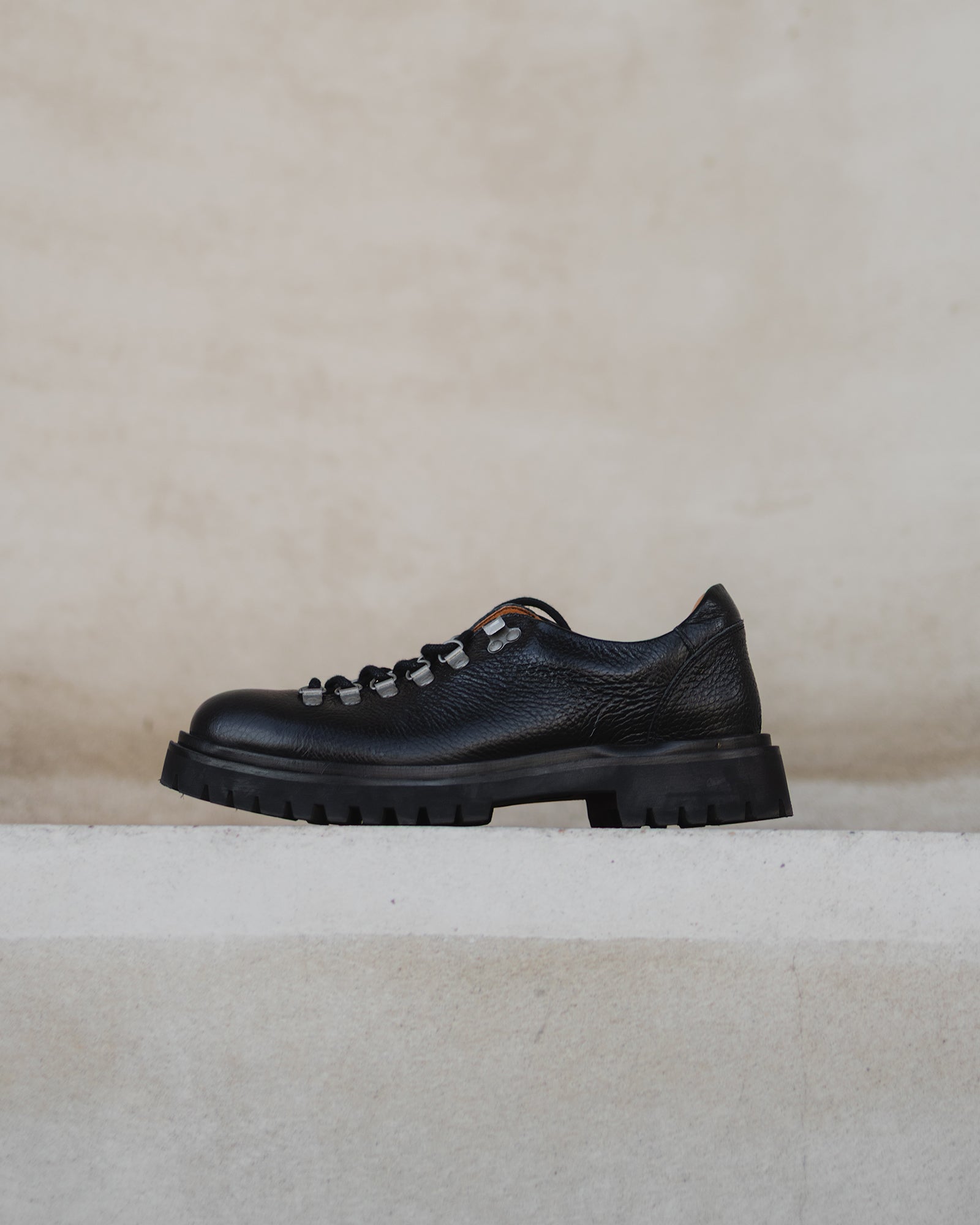 Original Playboy Style Willach Lace up shoes Black tumbled leather