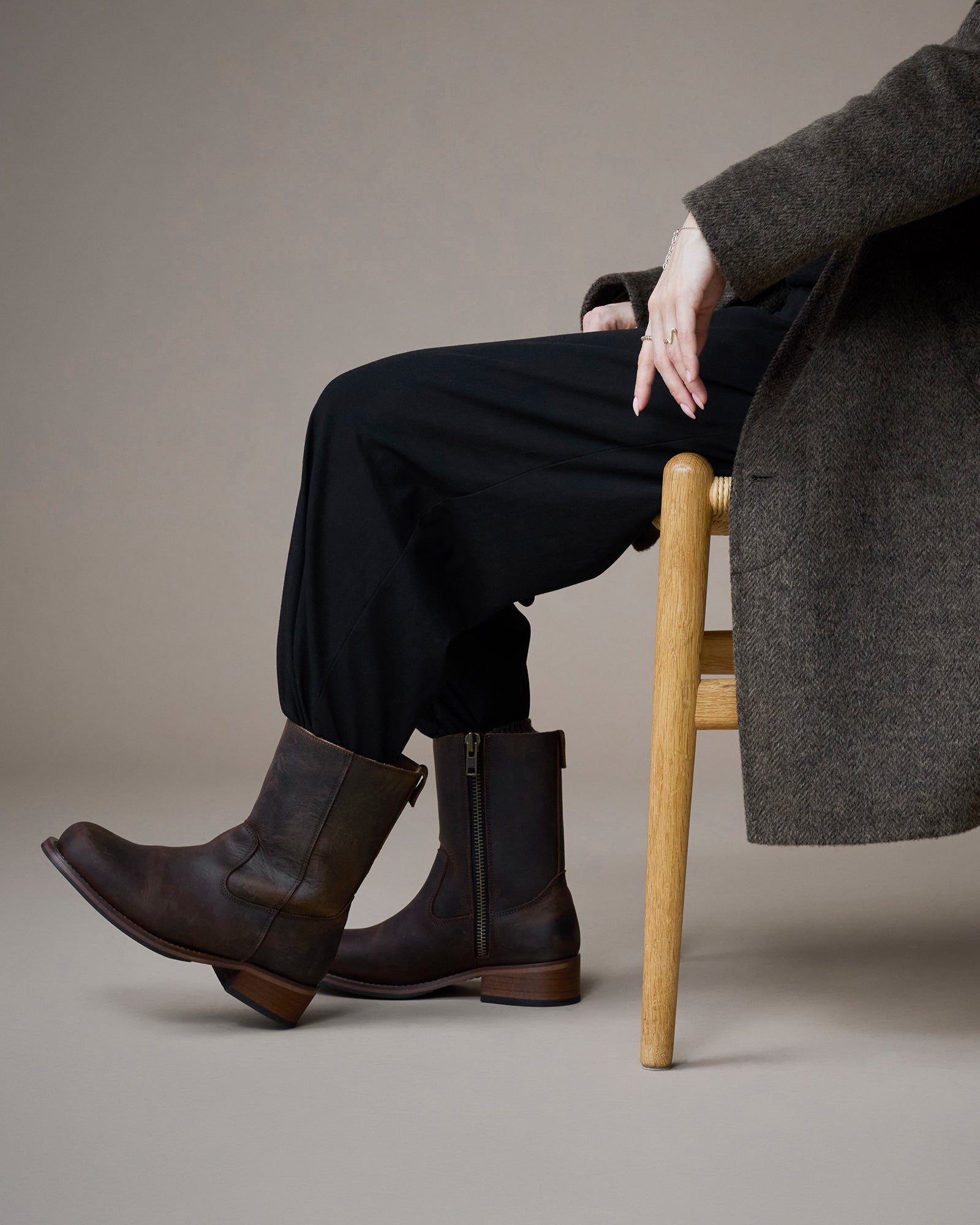 Original Playboy Style Jessie Boot DK. Brown Crazy horse leather