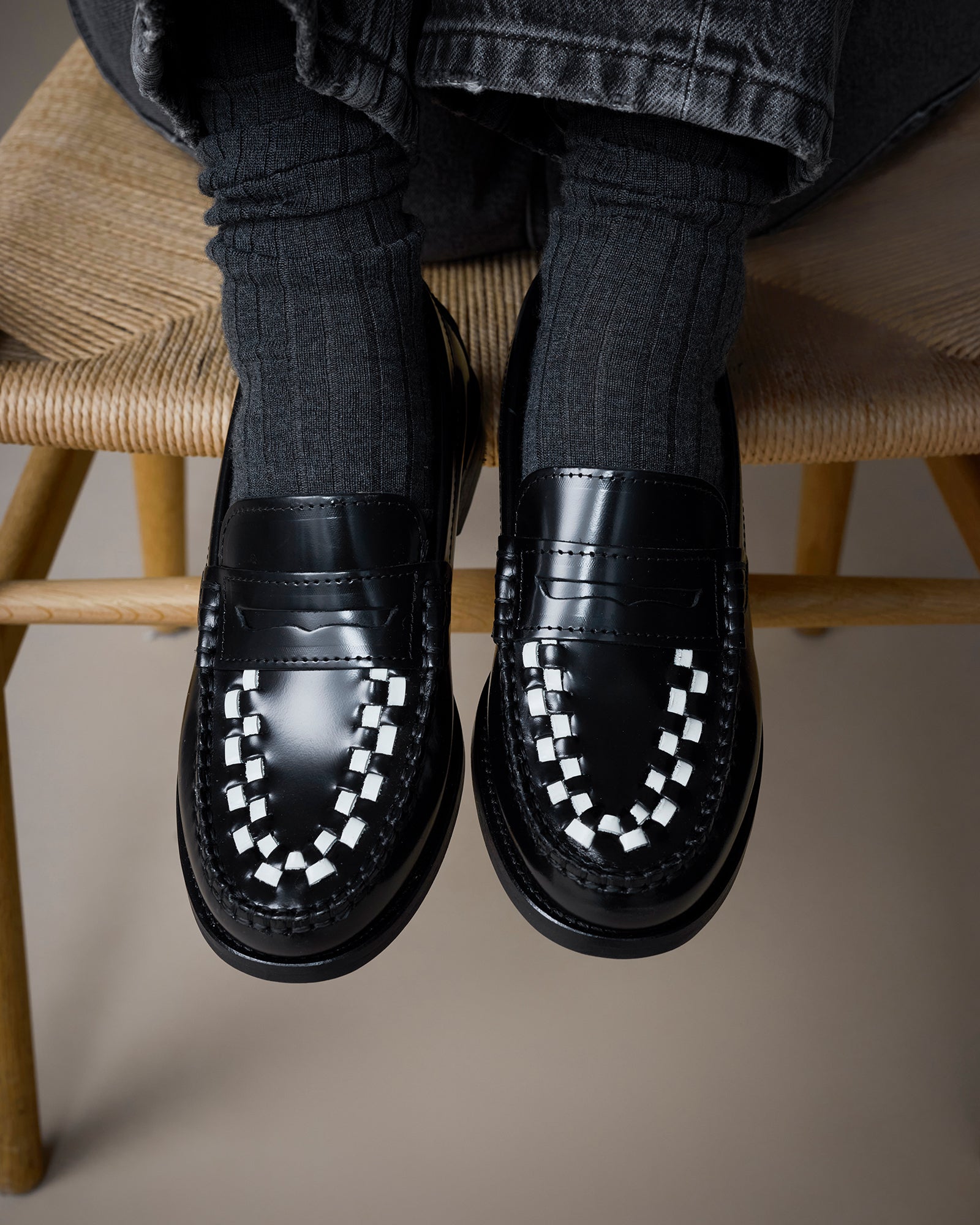 TOC1936 Style Sofia Loafers Black/White polido